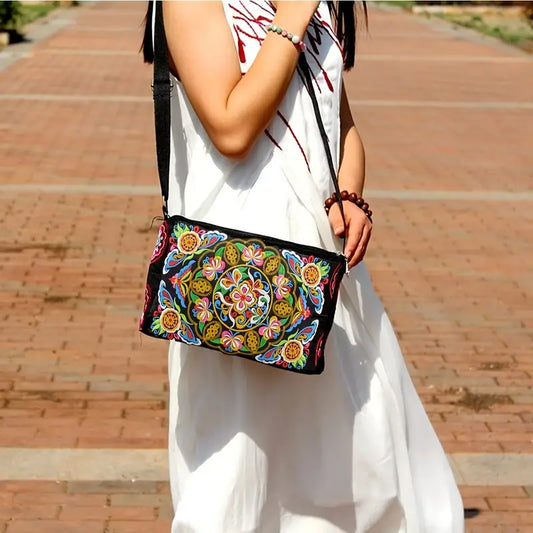 AMARA | COLOURFUL PATTERNED BAG